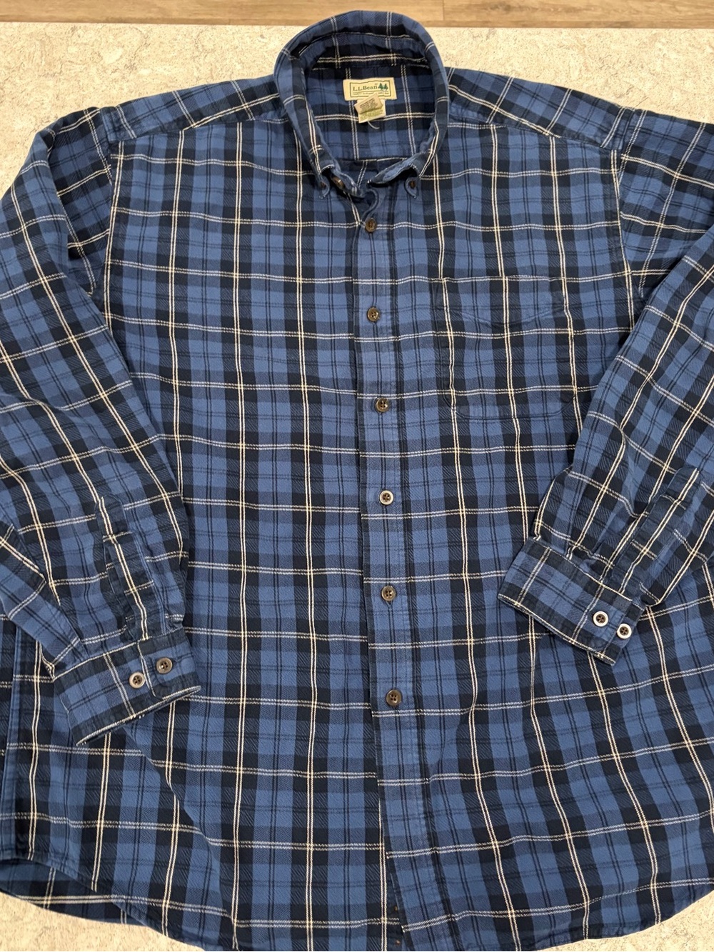 L.L. Bean Men’s Blue Plaid Button-Down Shirt-Large